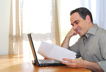 Image showing Man with laptop