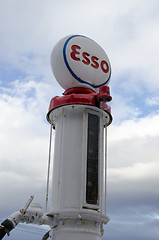 Image showing Old ESSO fuel pump