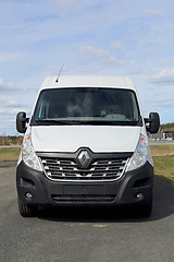 Image showing White New Renault Master Van