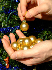 Image showing Making the Christmas tree