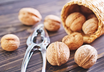 Image showing walnuts