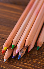 Image showing color pencils