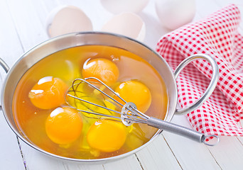 Image showing raw eggs