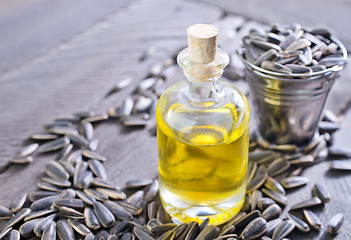 Image showing sunflower oil