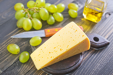 Image showing cheese and grape