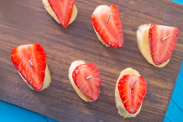 Image showing strawberry with banana