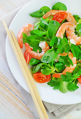 Image showing shrimps with salad