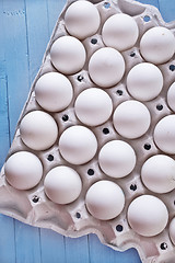 Image showing raw eggs