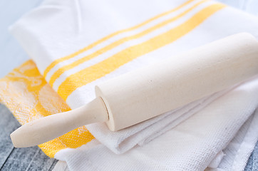 Image showing roling on kitchen towel