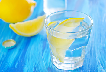 Image showing water with lemons