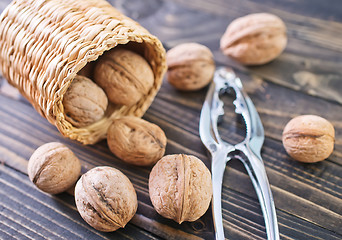 Image showing walnuts