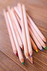 Image showing color pencils