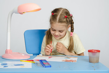 Image showing Six year old girl on a drawing lesson