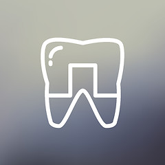 Image showing Crowned tooth thin line icon