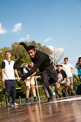 Image showing Young dancer break dance