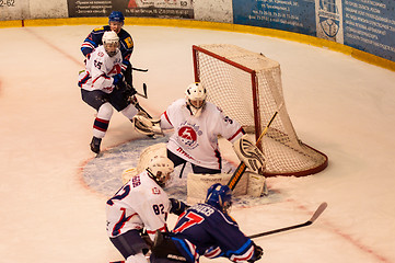 Image showing Hockey with the puck 