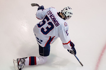 Image showing Hockey with the puck. 