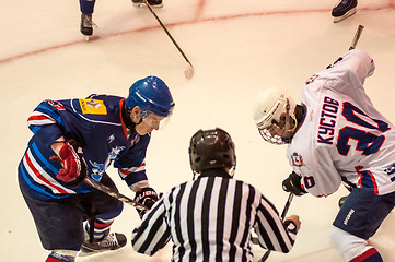 Image showing Hockey with the puck 