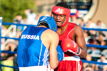 Image showing A boxing match between Alayn Limonta (Havana, Cuba) and Mamedov Gabil (Orenburg, Russia)