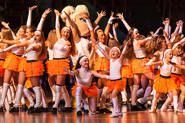 Image showing Girl Cheerleading appear on stage Match of the womens League of the Championship of Russia on basketball Nadezhda (Orenburg)-Dinamo GUVD (Novosibirsk)