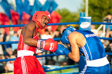 Image showing A boxing match between Alayn Limonta (Havana, Cuba) and Mamedov Gabil (Orenburg, Russia)
