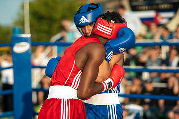 Image showing A boxing match between Alayn Limonta (Havana, Cuba) and Mamedov Gabil (Orenburg, Russia)