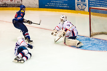 Image showing Hockey with the puck, 