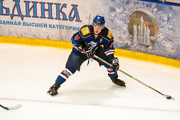 Image showing Hockey with the puck, 