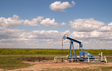 Image showing Texas Oil Pump Jack Fracking Crude Extraction Machine