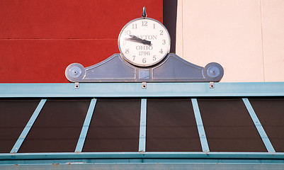 Image showing Bus Stop Clock Downtown Dayton Ohio United States