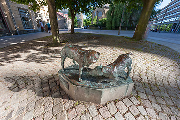 Image showing Monument on a city street in Goteborg