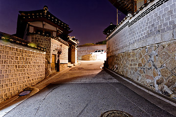 Image showing Bukchon Hanok historic district in Seoul, South Korea.