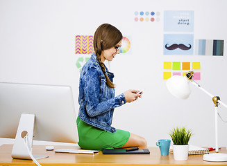 Image showing Casual businesswoman 