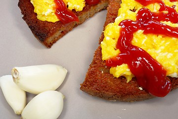 Image showing fried bread and garlic