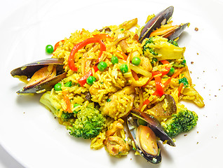 Image showing Spanish paella with mussels, food closeup