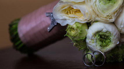 Image showing Bouquet of white roses