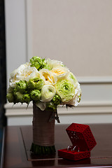 Image showing Bouquet of white roses