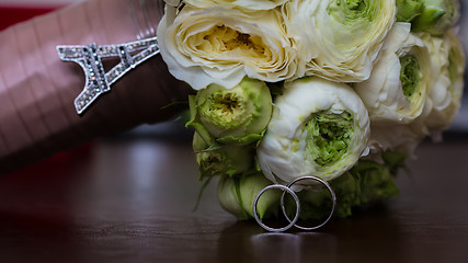 Image showing Bouquet of white roses