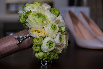 Image showing Bouquet of white roses