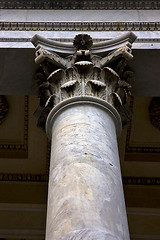 Image showing column in the center of chiavari italy