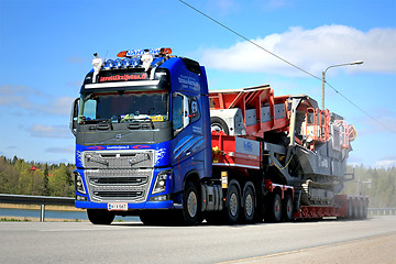 Image showing Volvo FH Haulsan Exceptional Load