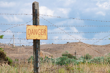 Image showing pillar with a prohibition sign