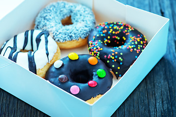 Image showing donuts in white box