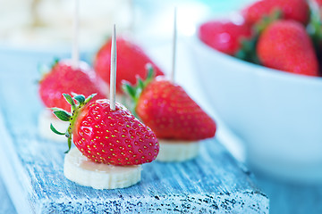 Image showing strawberry with banana