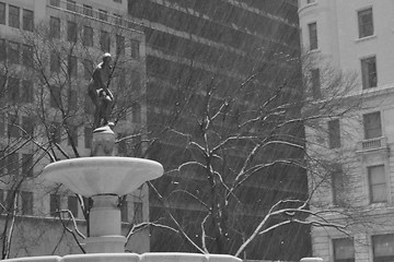 Image showing Pulitzer Fountain with the snow in movement