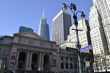 Image showing NY public library façade with Bryant park on the background