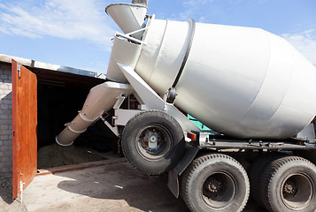 Image showing Cement mixer truck transport