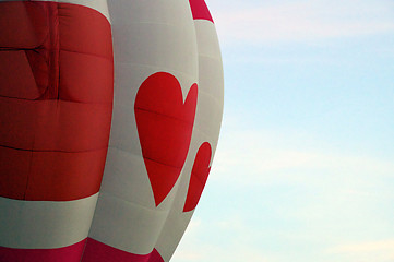 Image showing red heart hot air balloon