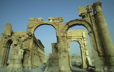 Image showing SYRIA PALMYRA ROMAN RUINS