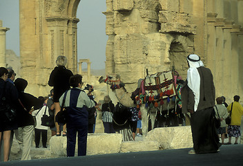 Image showing SYRIA PALMYRA ROMAN RUINS